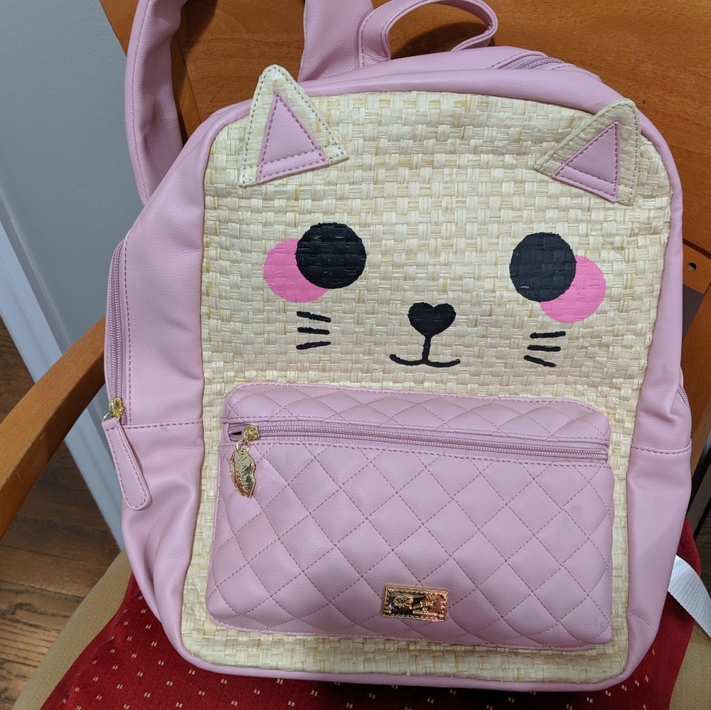 NEW Betsey Johnson backpack👜👛